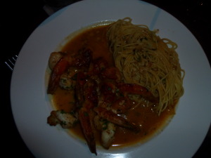 Special shrmp with garlic and a spaghetti that was al dente' grande! This was Barbs plate and the home made breads licked up the last of the sauce too!